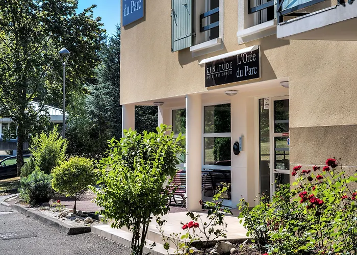 Zenitude Hôtel-Résidences L'Orée du Parc